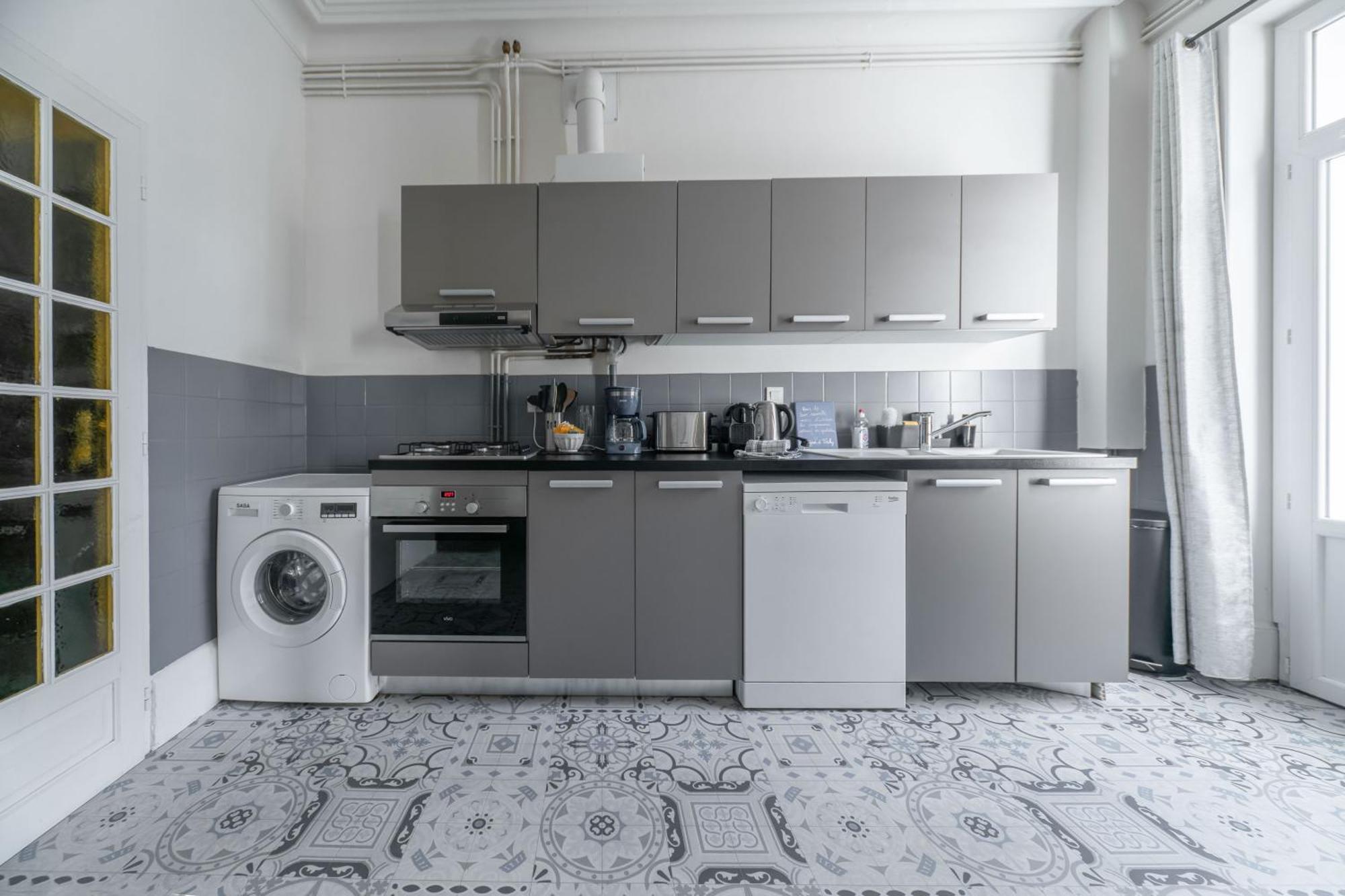 Residence Epinat II - Appartements Centre - Parking فيشي الغرفة الصورة